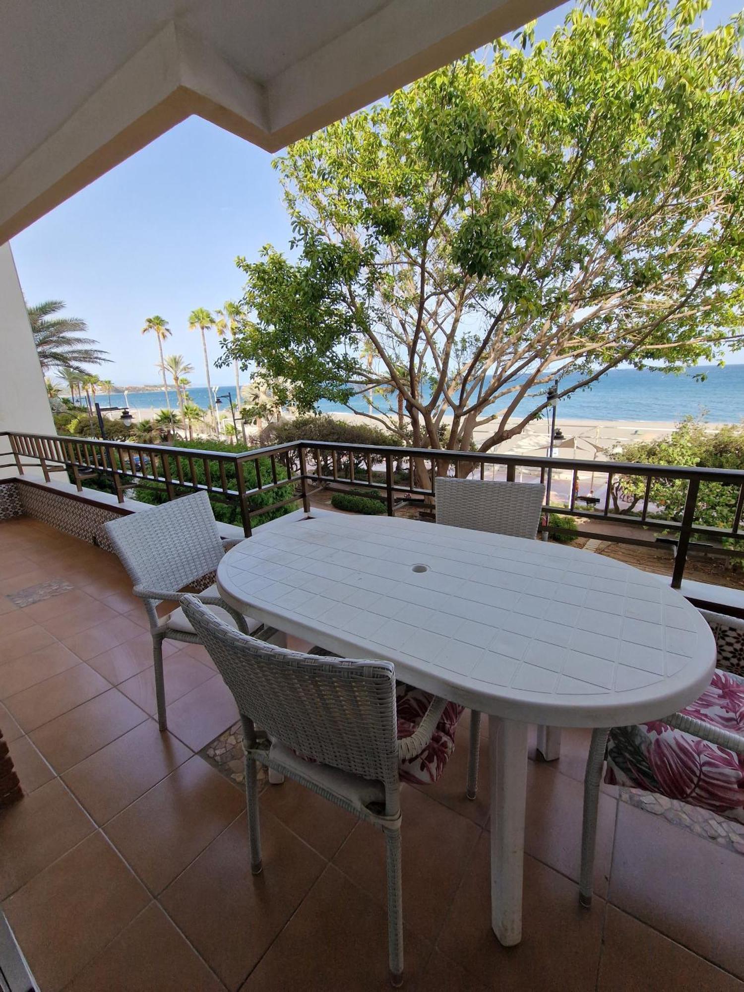 Estepona Playa Екстер'єр фото