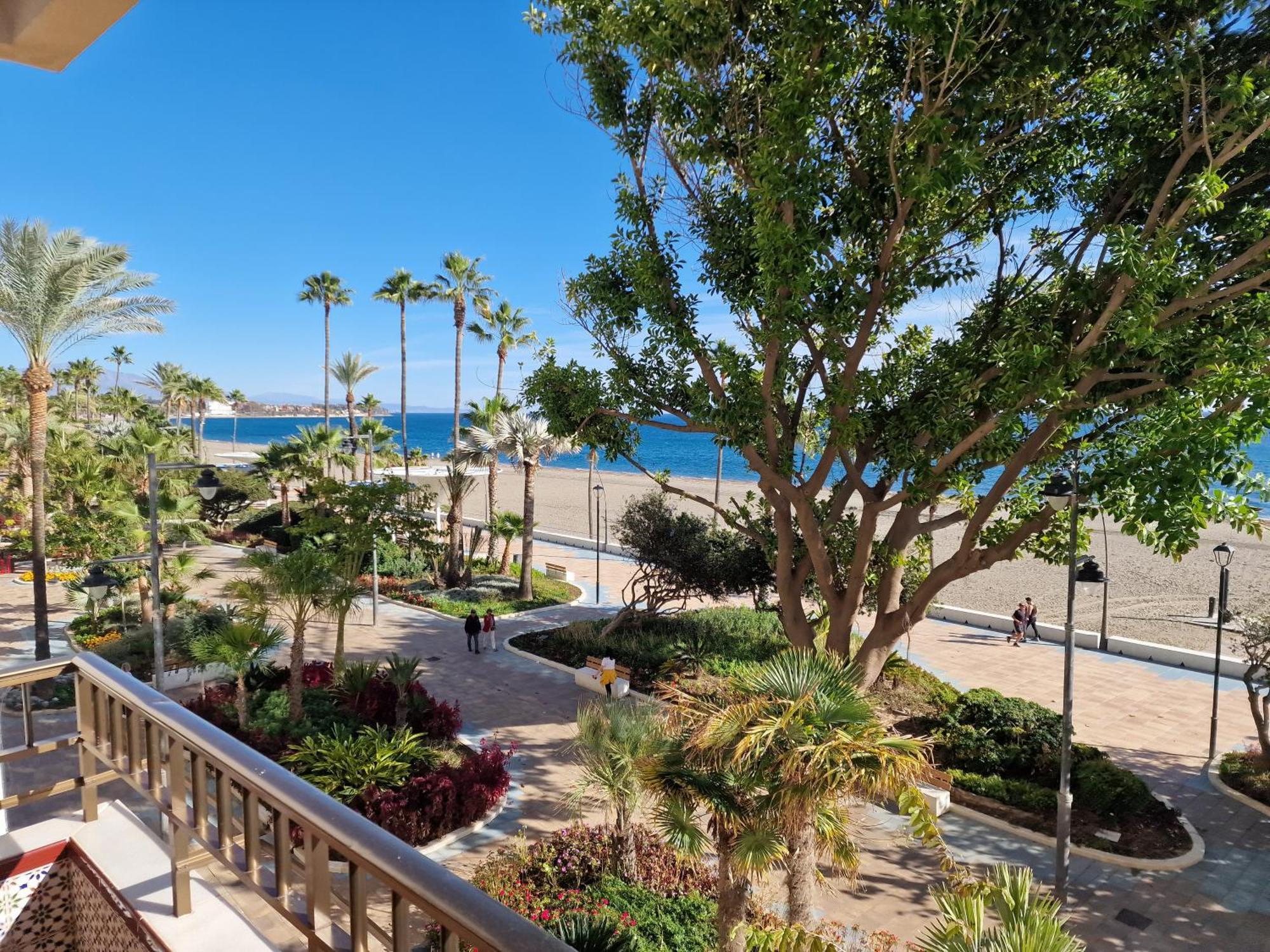 Estepona Playa Екстер'єр фото